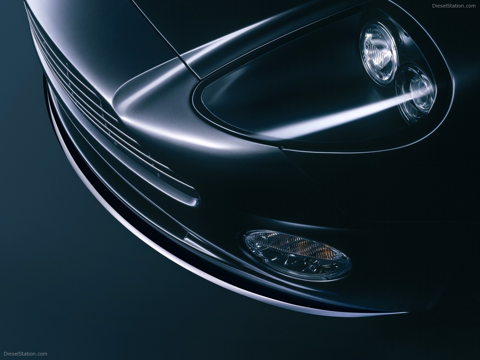 Aston Martin Vanquish V12 S